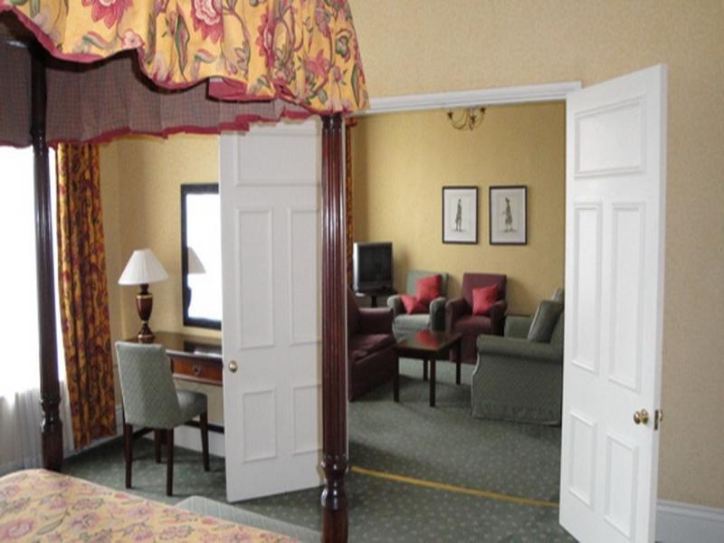 The Green Dragon Hotel Hereford Exterior photo